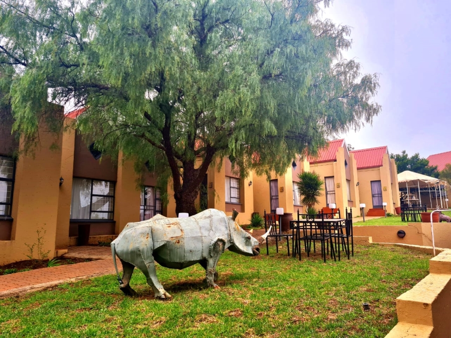 Commercial Property for Sale in Lindequesdrif North West